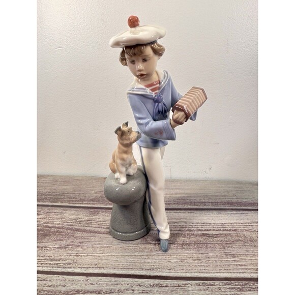 Lladro Seaside Serenade 9” tall Porcelain # 6197 Retired 1998 mint w/ Box - Picture 16 of 17